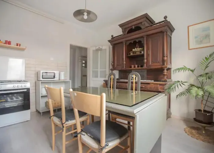 Apartman Retrovizor