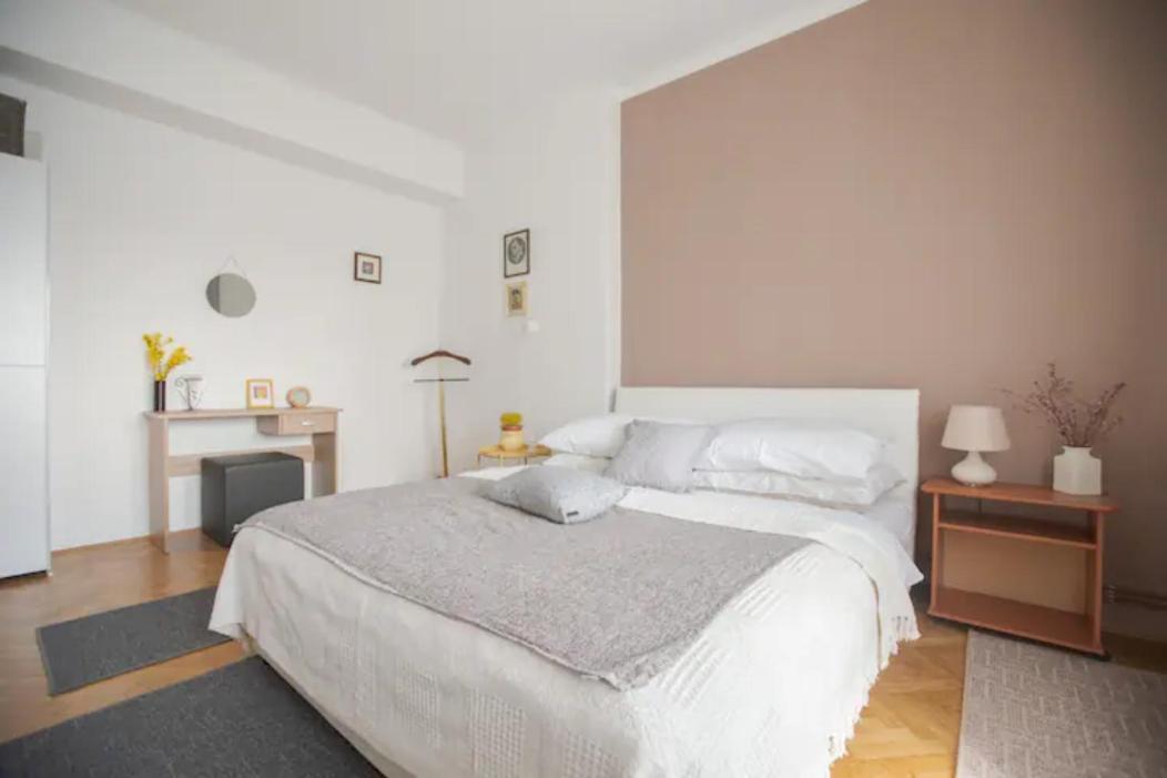 Retrovizor Apartment Zagreb